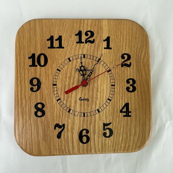 Otter Creek Quartz Wood Wall Clock 10x10 Square Rustic Battery Operated USA Vtg - Picture 1 of 8
